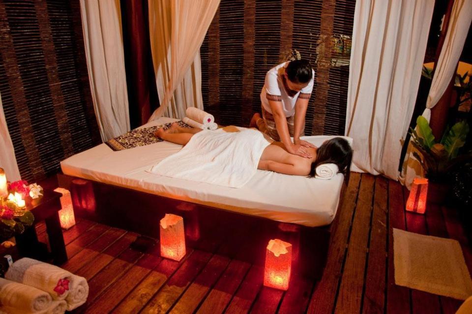 Crystal Paradise Resort Spa & Winery Narra Екстериор снимка