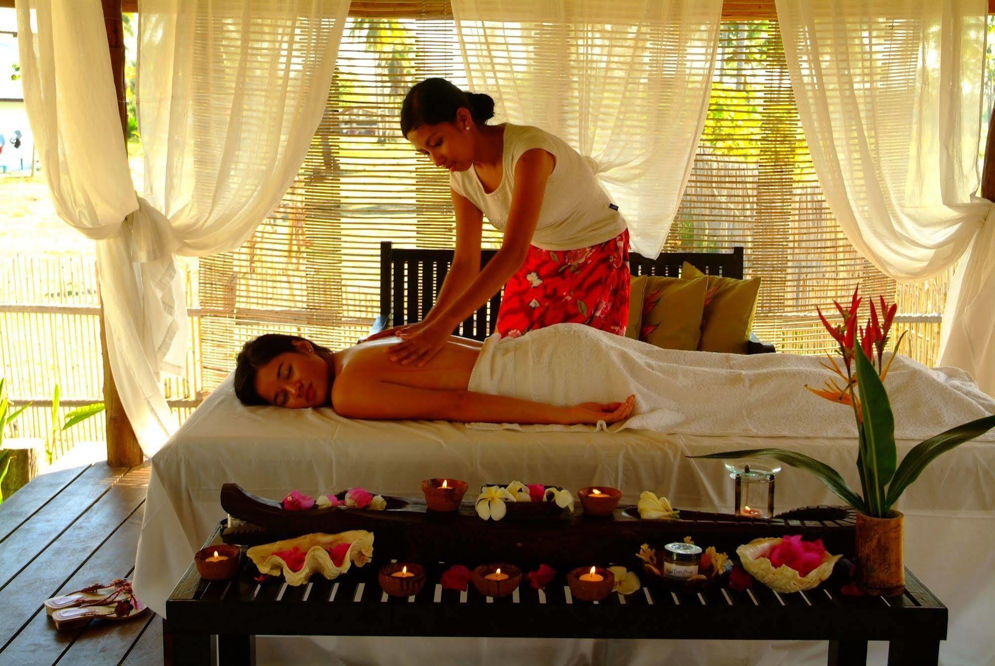 Crystal Paradise Resort Spa & Winery Narra Екстериор снимка