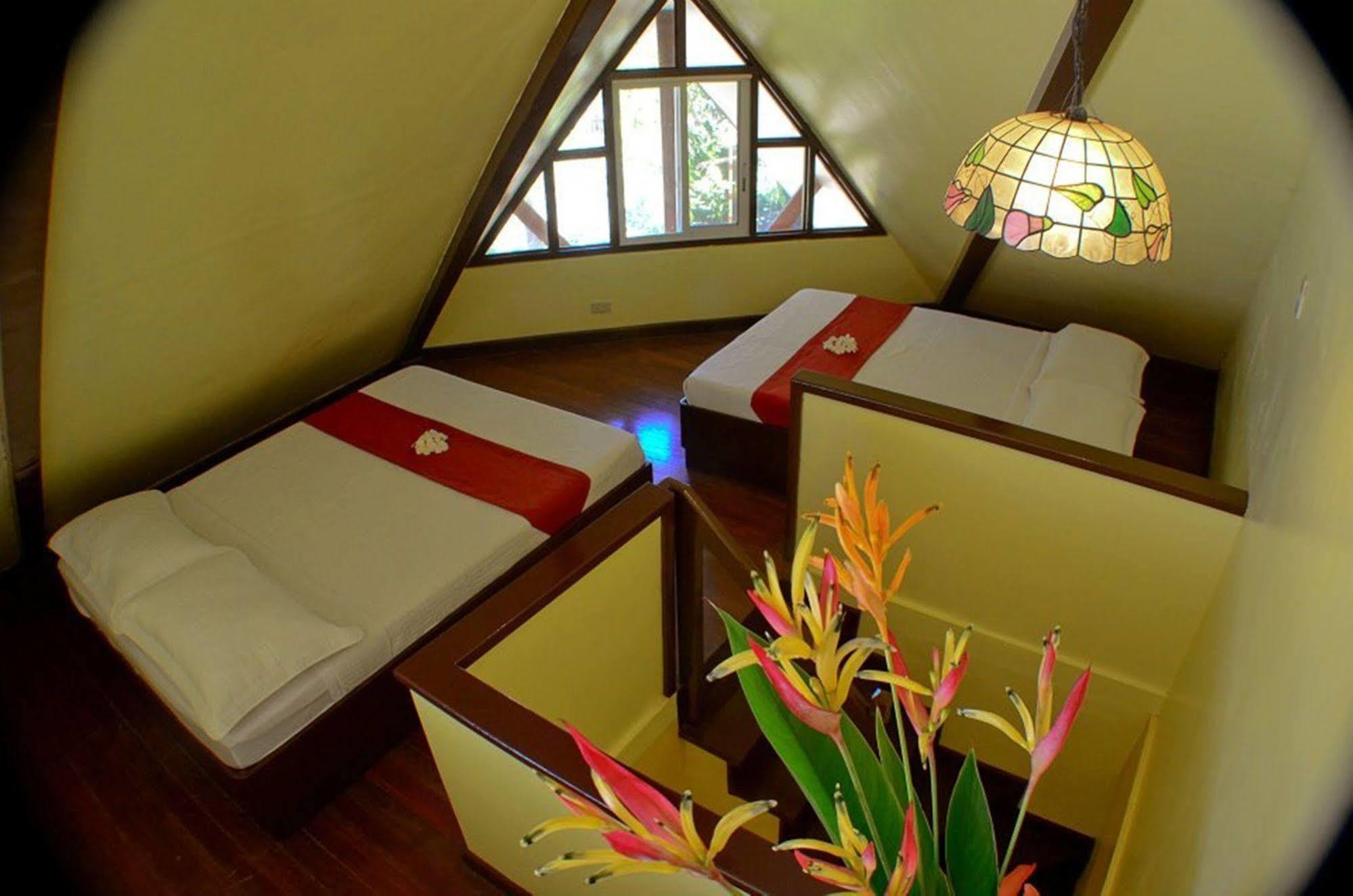 Crystal Paradise Resort Spa & Winery Narra Екстериор снимка